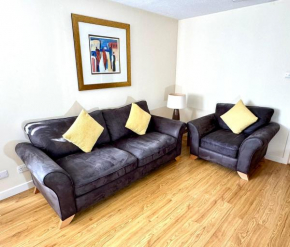 Castle Gait, Paisley Paisley
